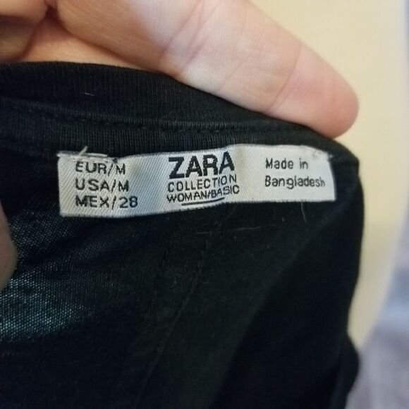 Zara Woman Basic Black V-Neck Tee Size Medium - Picture 4 of 4